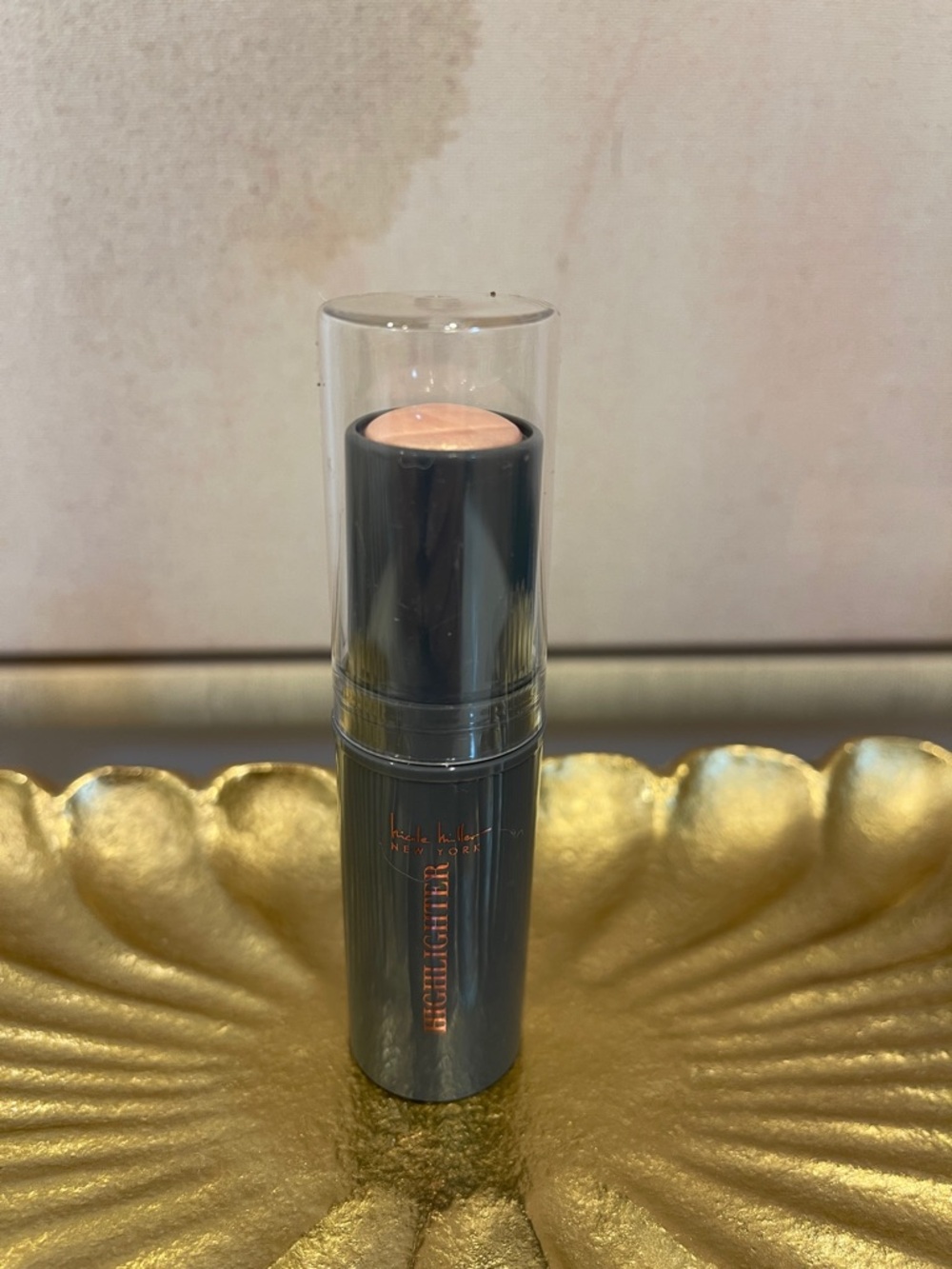 NWOT Nicole Miller Cream Highlighter Stick